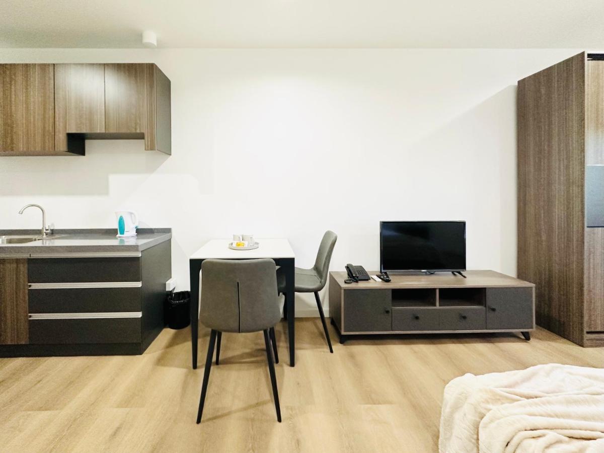 Mangrove Residences Mactan Punta Engano  Экстерьер фото