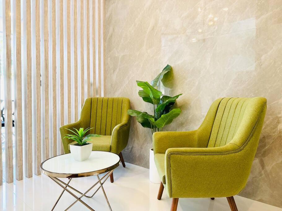 Mangrove Residences Mactan Punta Engano  Экстерьер фото