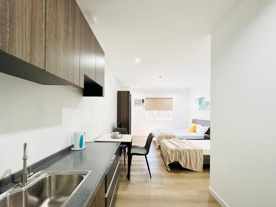 Mangrove Residences Mactan Punta Engano  Экстерьер фото