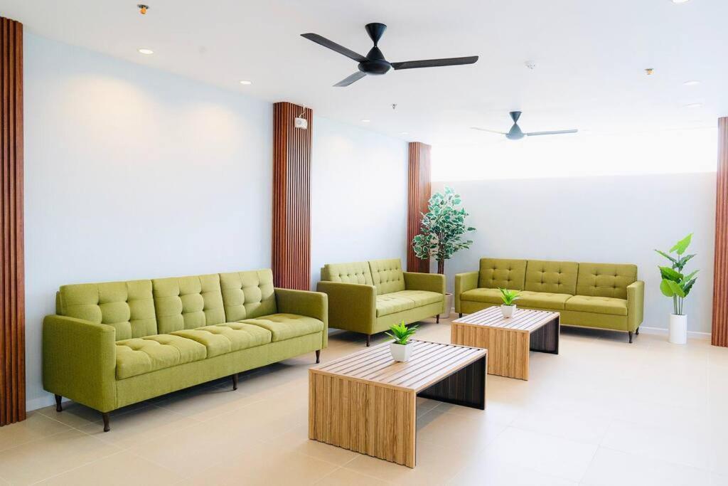 Mangrove Residences Mactan Punta Engano  Экстерьер фото